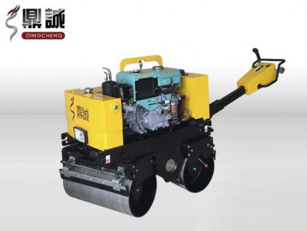 點(diǎn)擊查看詳細(xì)信息<br>標(biāo)題：DC-840-I全液壓手扶雙鋼輪壓路機(jī) 閱讀次數(shù)：14938